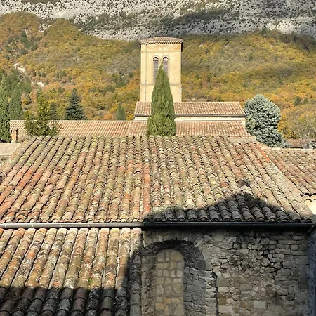 Les Appartements Du Saint Thiers, La Provence Dans Un Coin De La Drome Et L'Esprit D'Une Maison D'Hotes A Saou Buitenkant foto