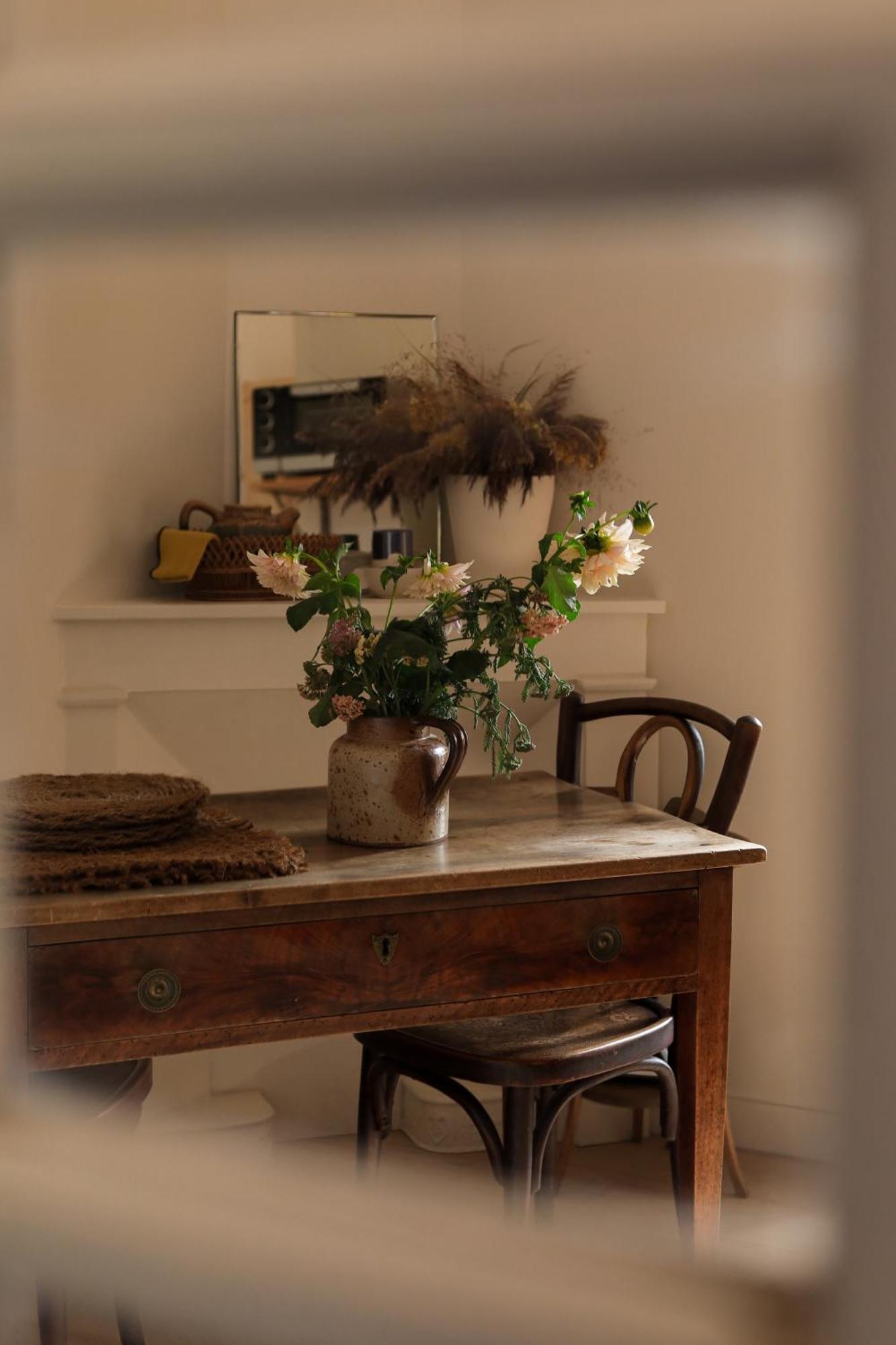 Du Saint Thiers, La Provence Dans Un Coin De La Drome Et L'esprit D'une A Appartement